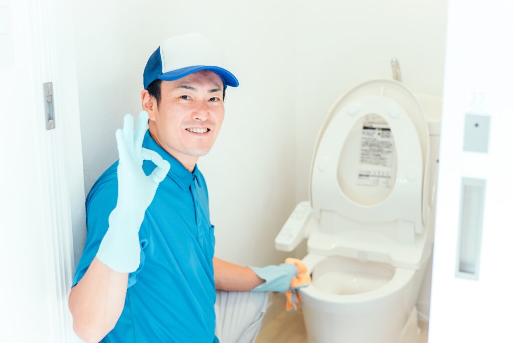 プロの水道修理業者が使うトイレつまり用の道具は？