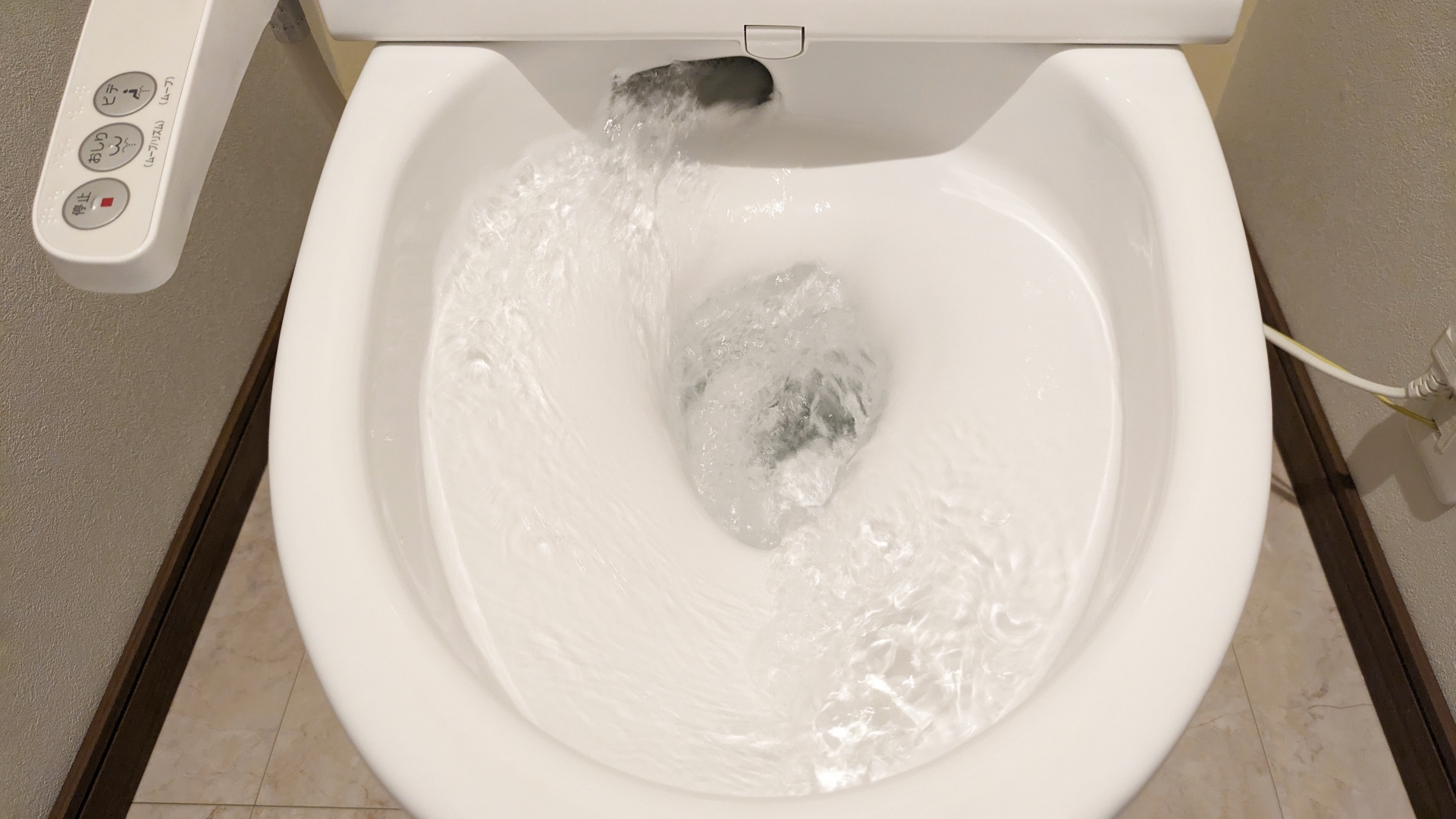 トイレや排水管のつまり解消法