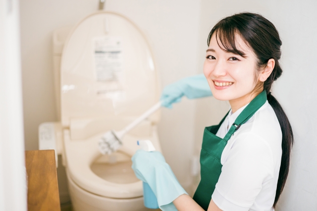 トイレ壁の汚れを効果的に落とす掃除方法