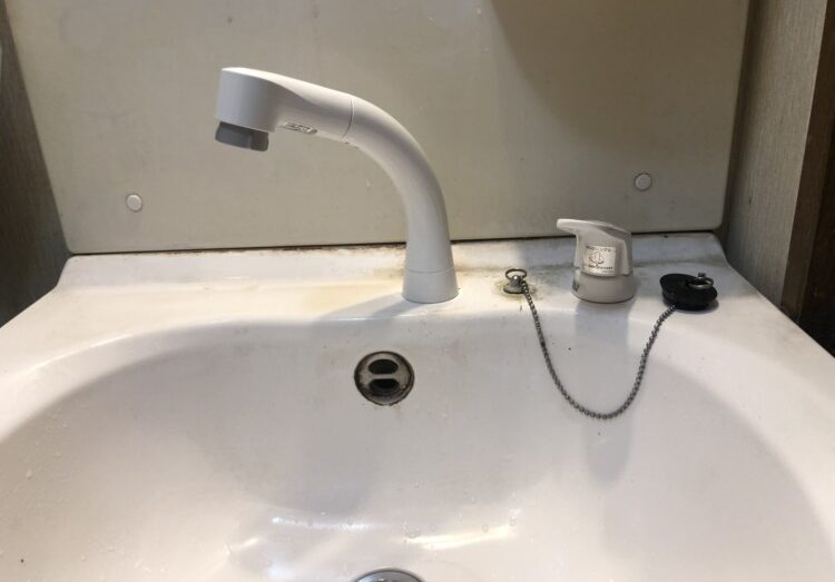 洗面所水漏れ / 愛知県名古屋市 施工写真1