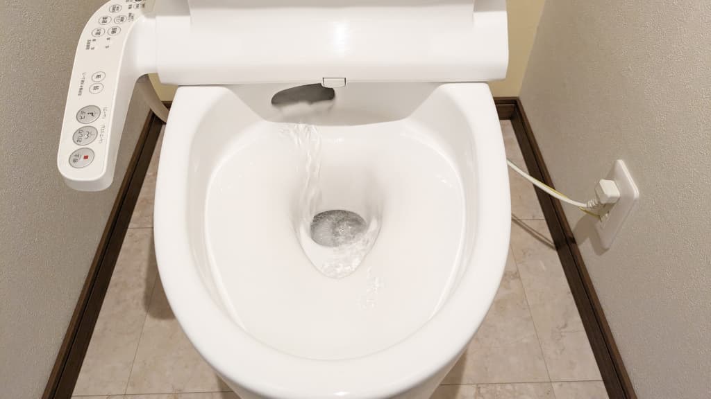 トイレタンクから水が流れる仕組み