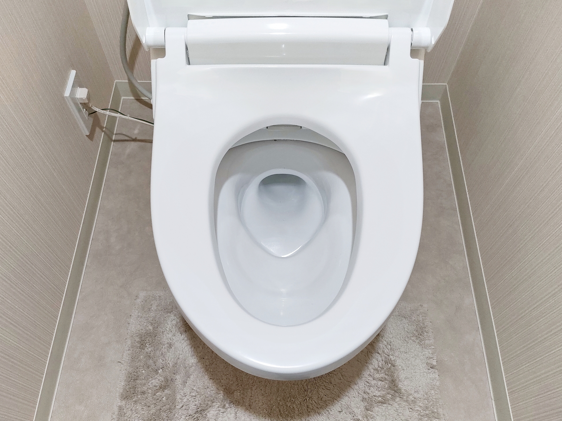 節水トイレがつまる主な原因