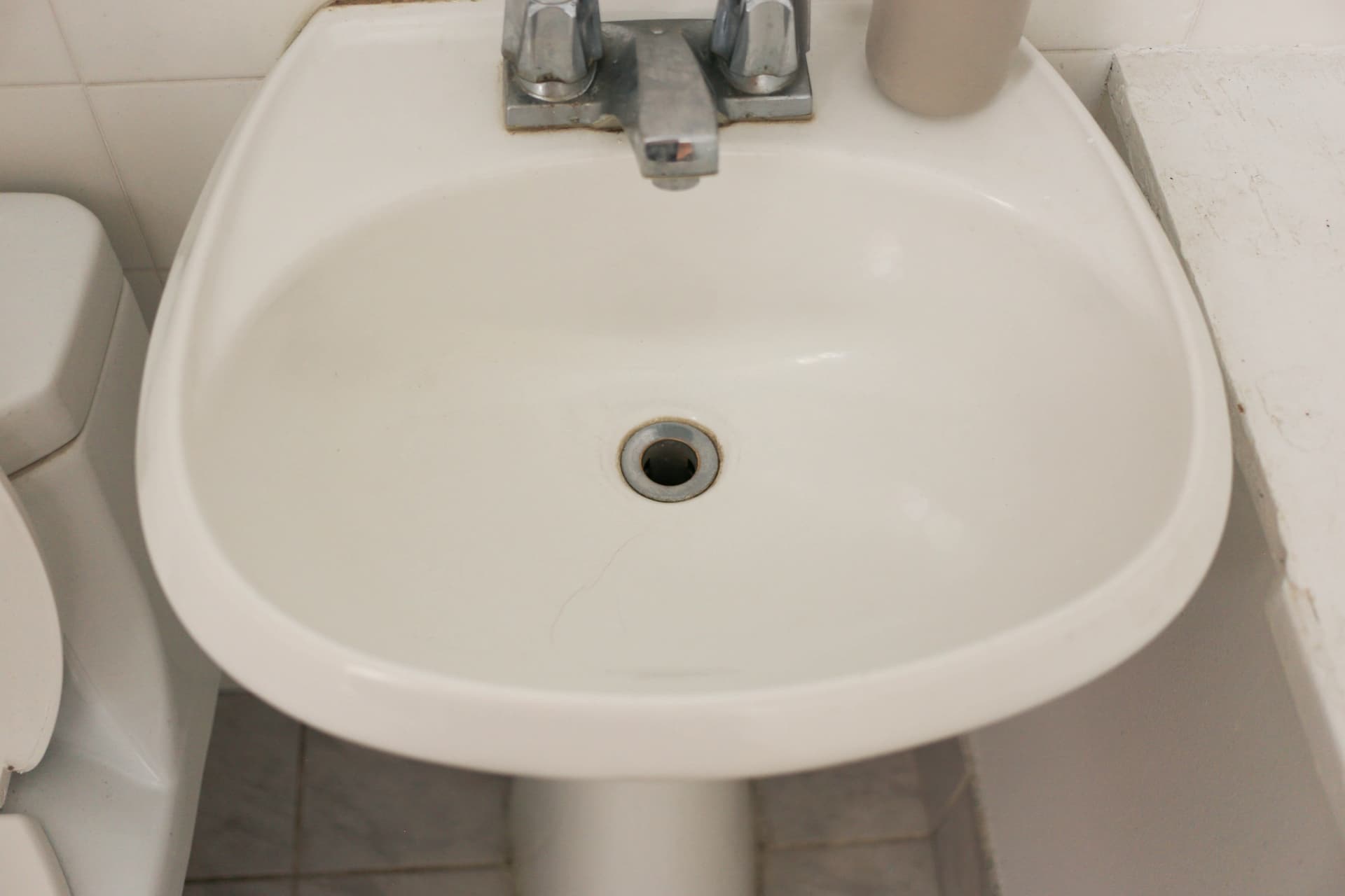 排水管つまりで100均のワイヤーブラシを利用する注意点
