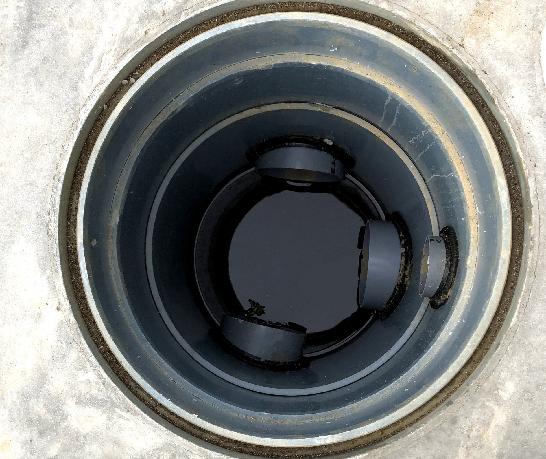 汚水枡の掃除方法|パイプユニッシュは使える?掃除したことない人必見! 27 汚水枡を自分で掃除する方法