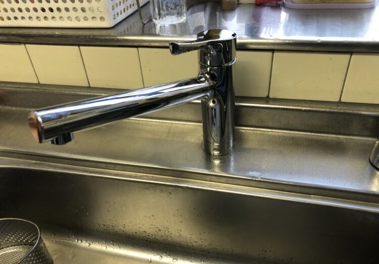 キッチン蛇口の水漏れもこれで解決！混合水栓交換でスッキリ快適に / 愛知県名古屋市 施工写真1