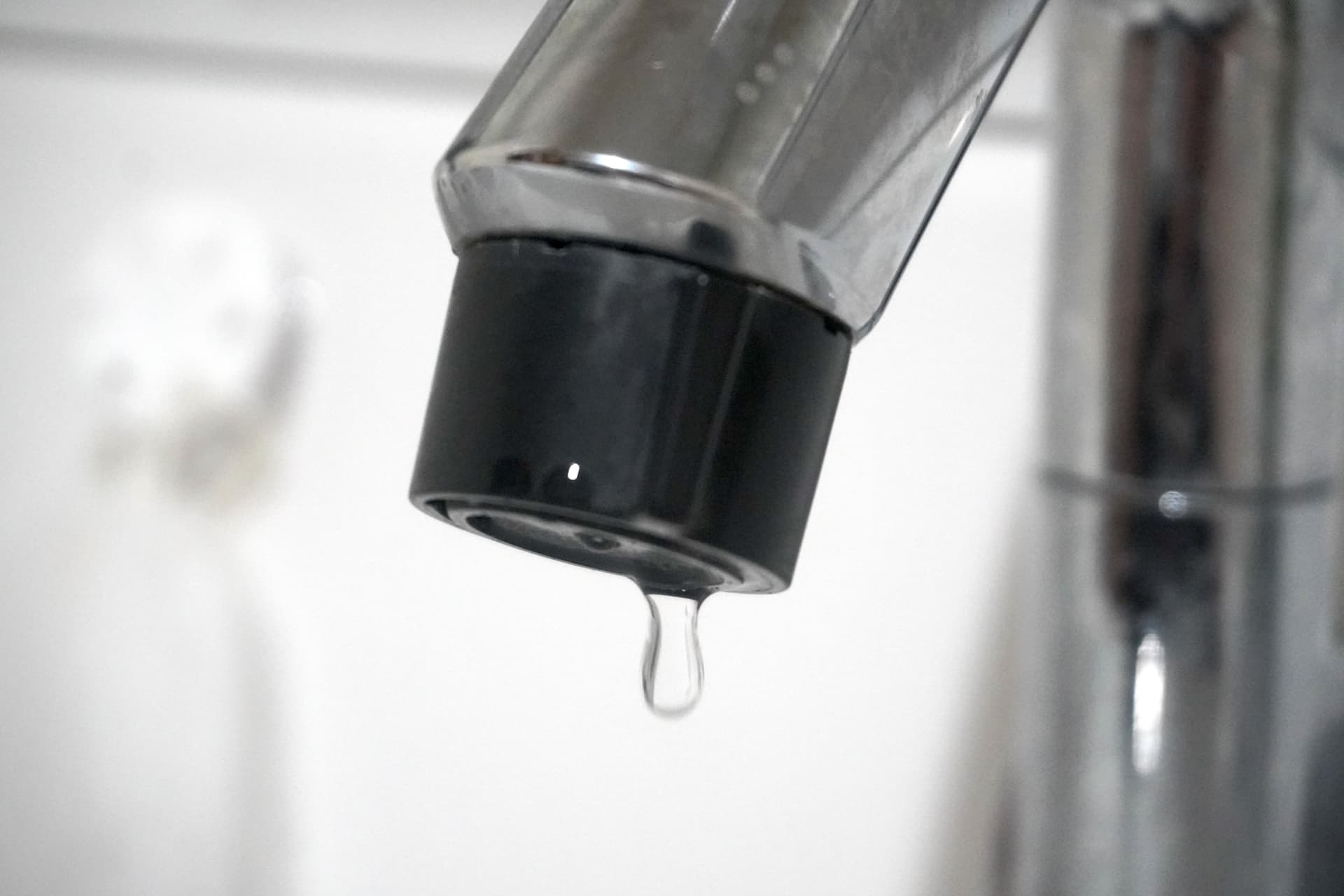 水を出しっぱなしにする際の注意点