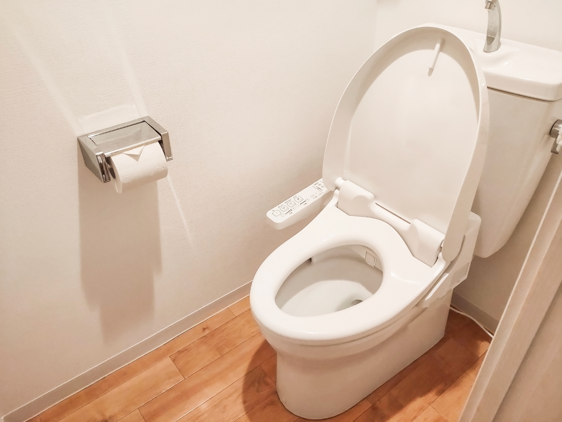 トイレの水抜き方法