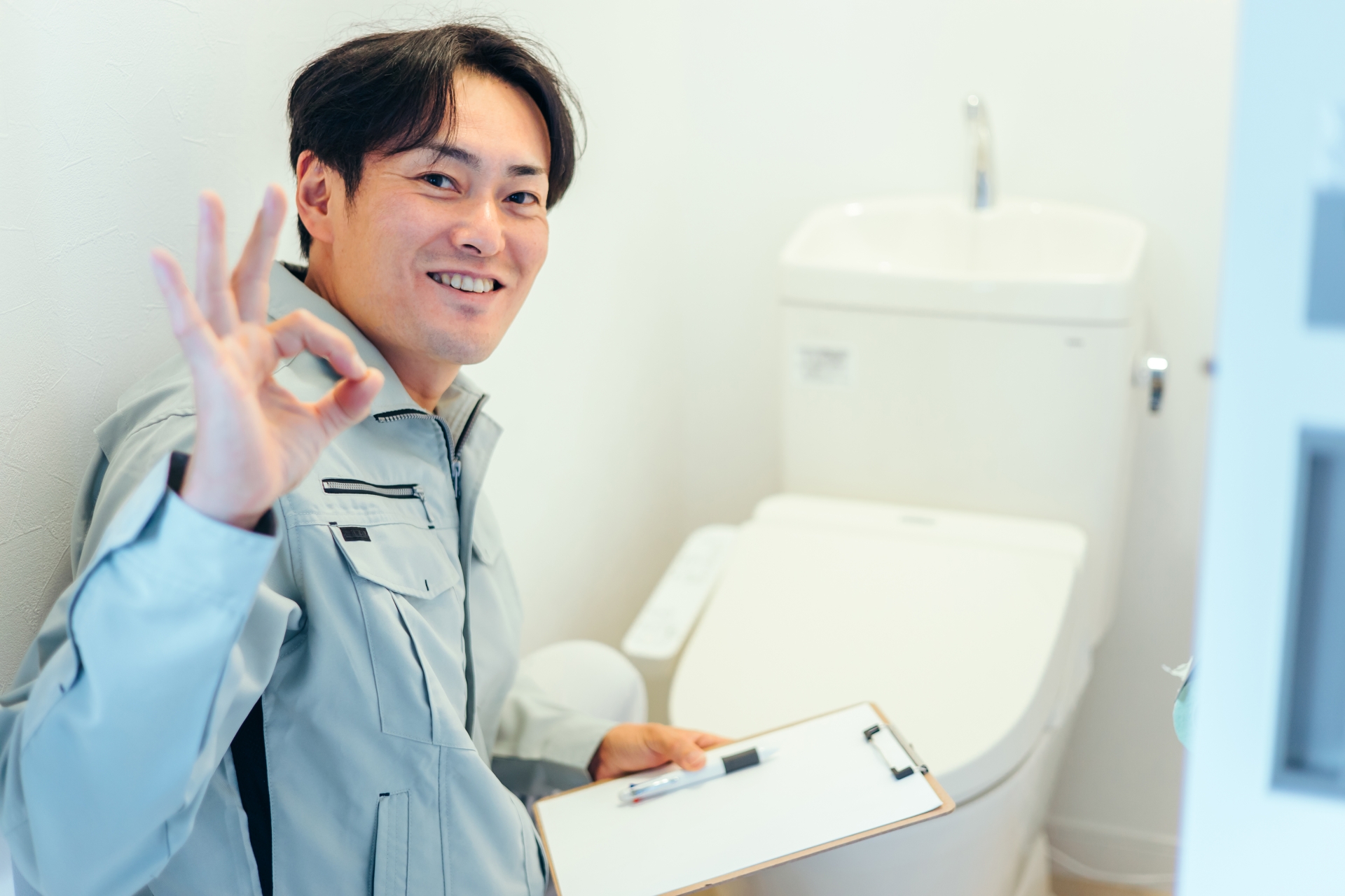 業者に依頼すべきトイレのつまり症状