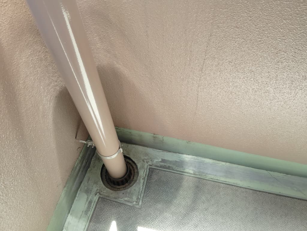 マンション・アパートの排水管つまりが下の階に及ぼす影響