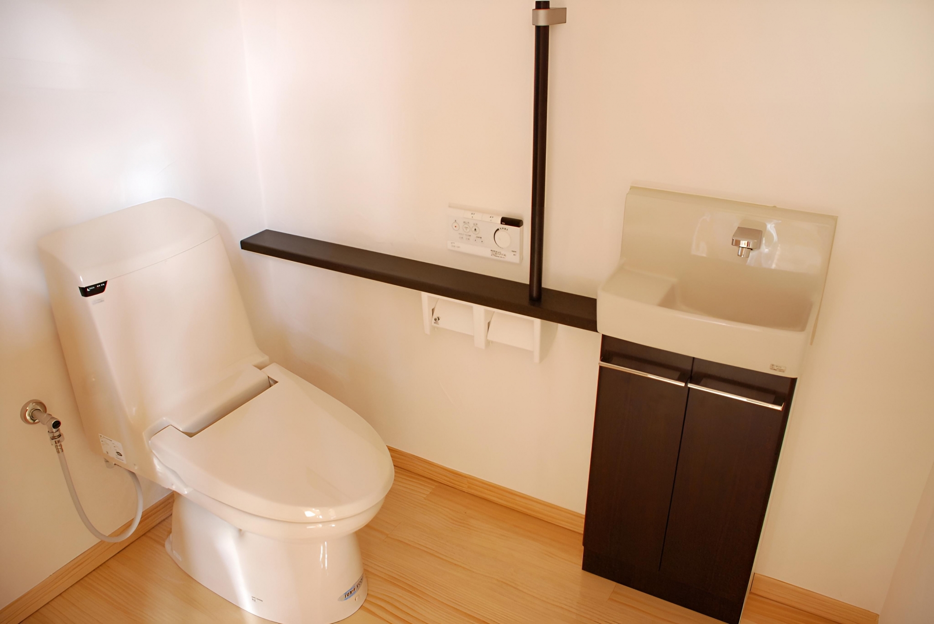 今すぐできるトイレの凍結防止対策 