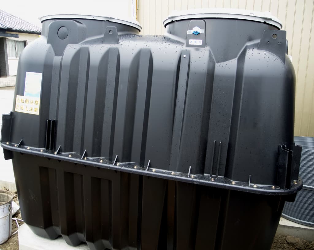 デオライトの使い方|トイレつまり・汚れに効果的な種類や特徴も解説 5 浄化槽がある場合はデオライト使用後に中和を実施する