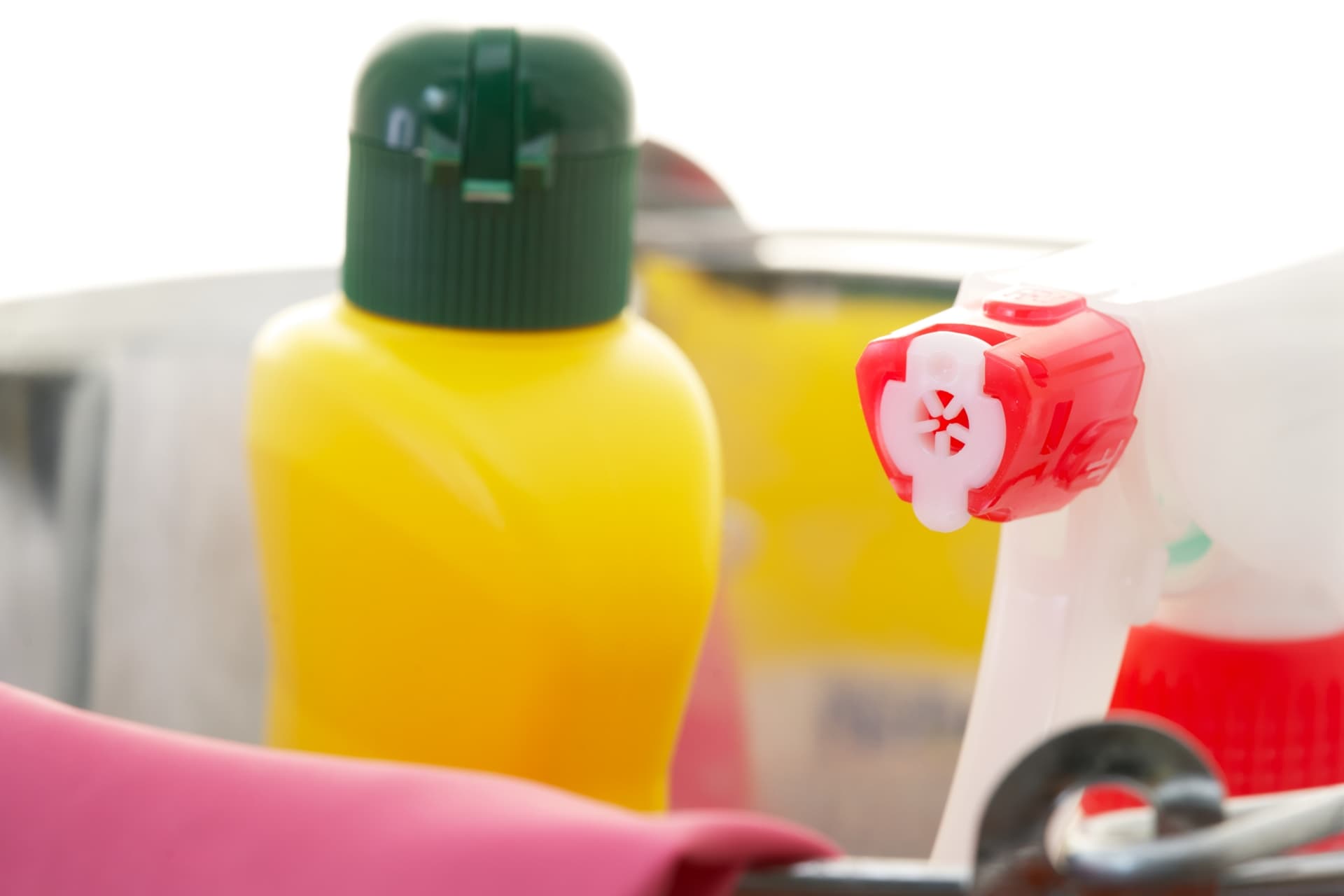 デオライトの使い方|トイレつまり・汚れに効果的な種類や特徴も解説 6 デオライト使用時の注意点