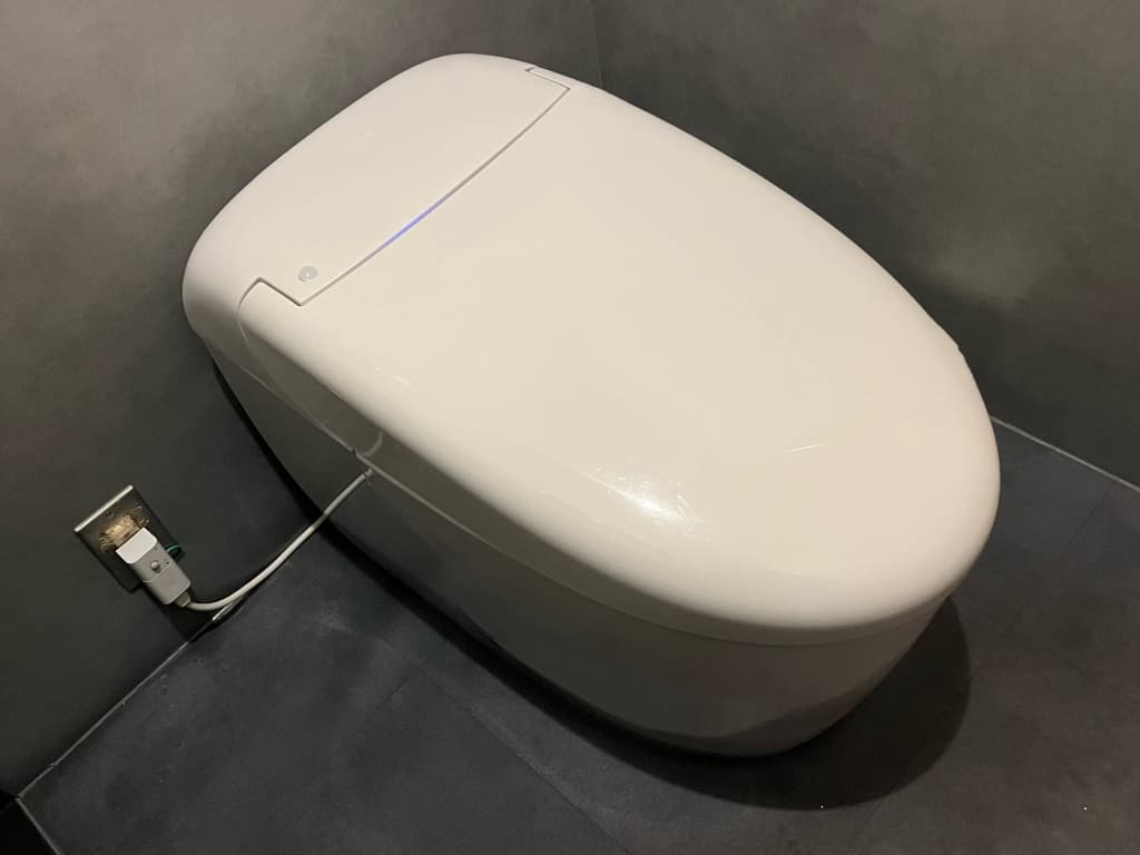 タンクレストイレの寿命は10年〜15年が目安!交換サインも紹介 4 タンクレストイレの寿命目安は10年〜15年