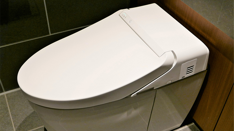 タンクレストイレの仕組み・構造を解説|水が流れる理由とタンク式との違い 5 タンク式トイレとの仕組みの違いを比較