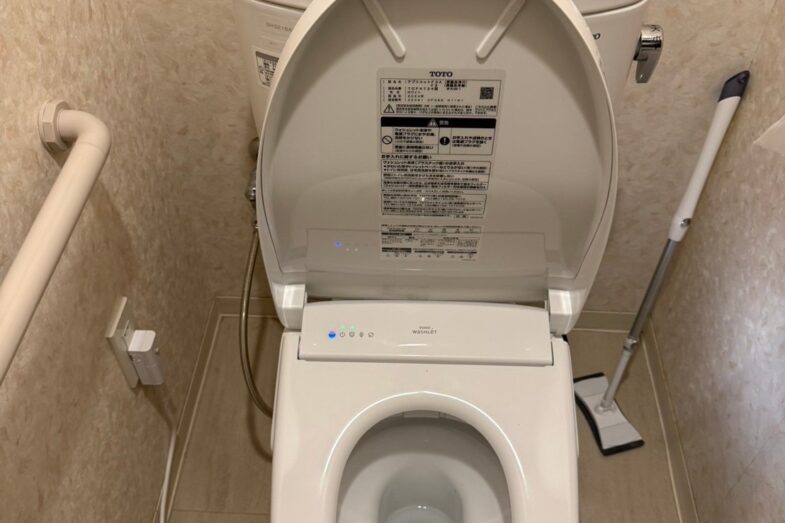 15年使った温水洗浄便座を交換！便器はそのまま便座だけ入れ替え / 大阪府枚方市 施工後
