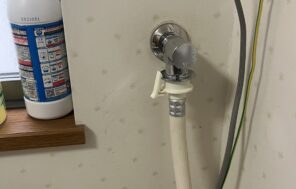 洗濯機用水栓とザルボの交換 / 大阪府東大阪市 施工後