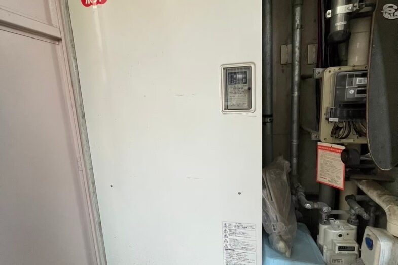 電気温水器の交換 / 兵庫県宝塚市 施工前